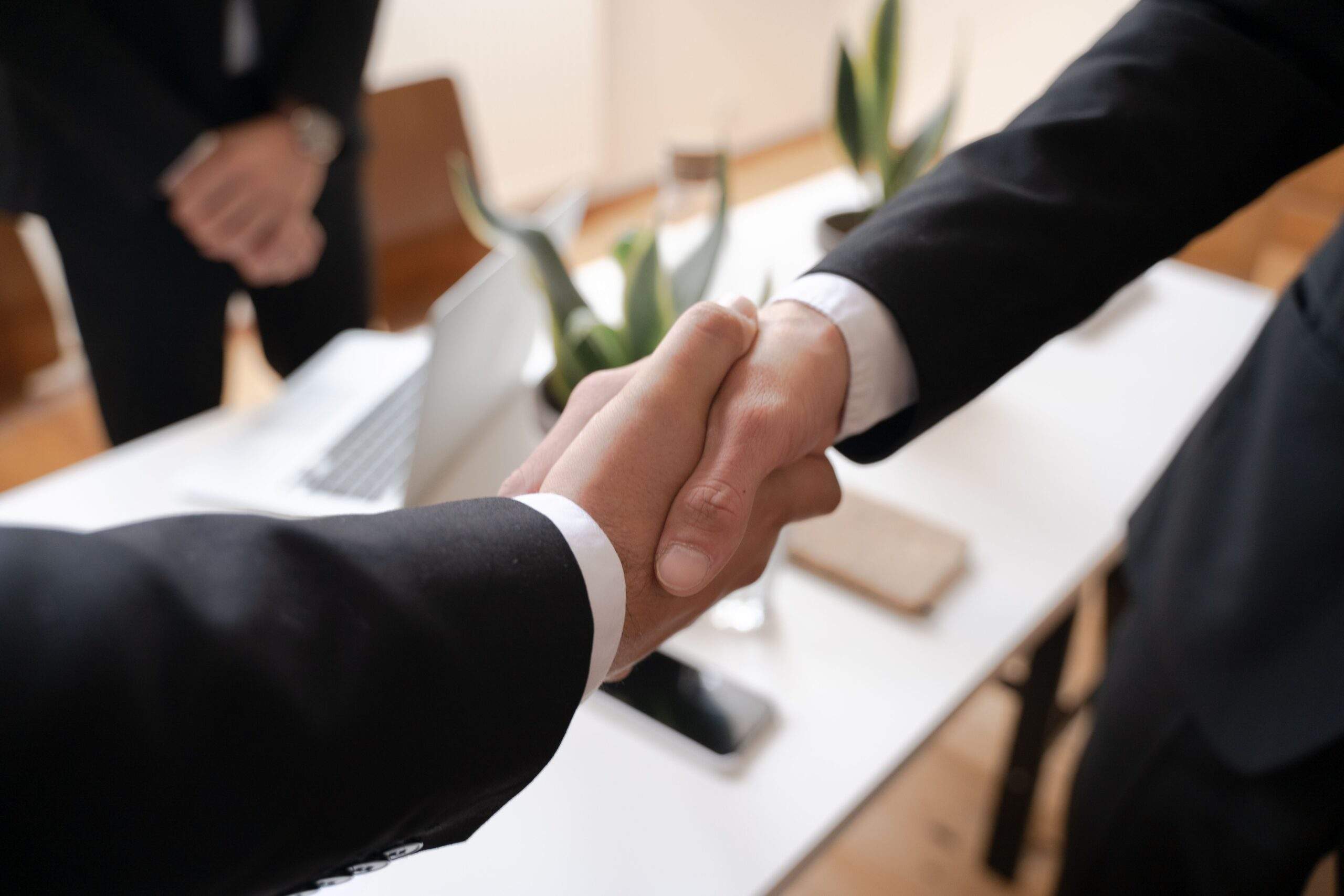Jak negocjować podwyżkę w 2025 roku – Skrypt i argumenty, które działają?
